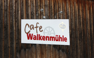 Schild vom Café Walkenmuehle